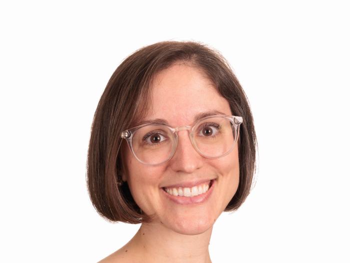 Mackenzie Fama headshot 